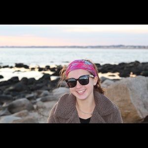 Meet your Posher, Madison